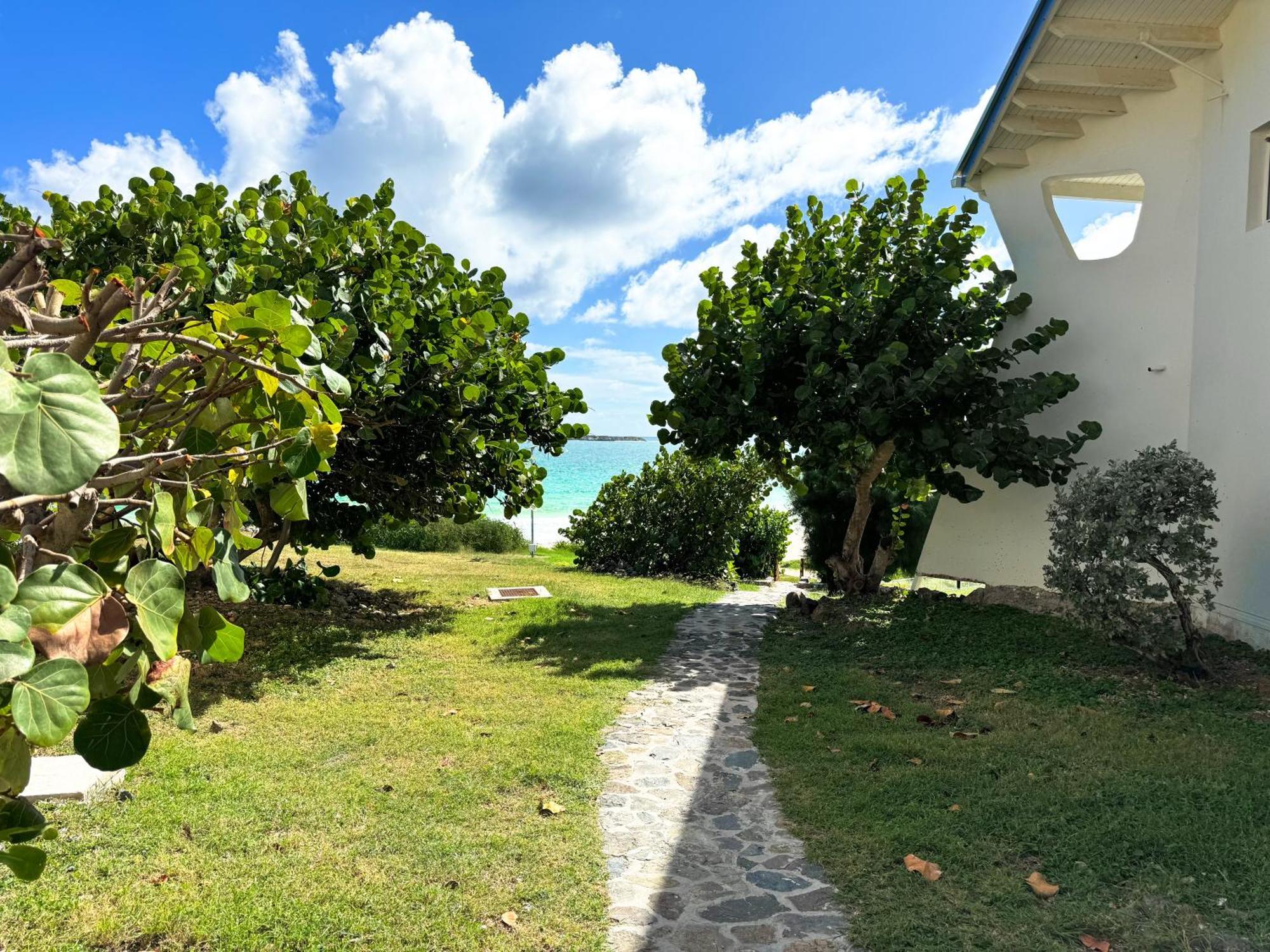Front Line Unit 520 Ft2 - 48 M2, On Second Floor, Stunning Ocean View Cul de Sac Exterior foto